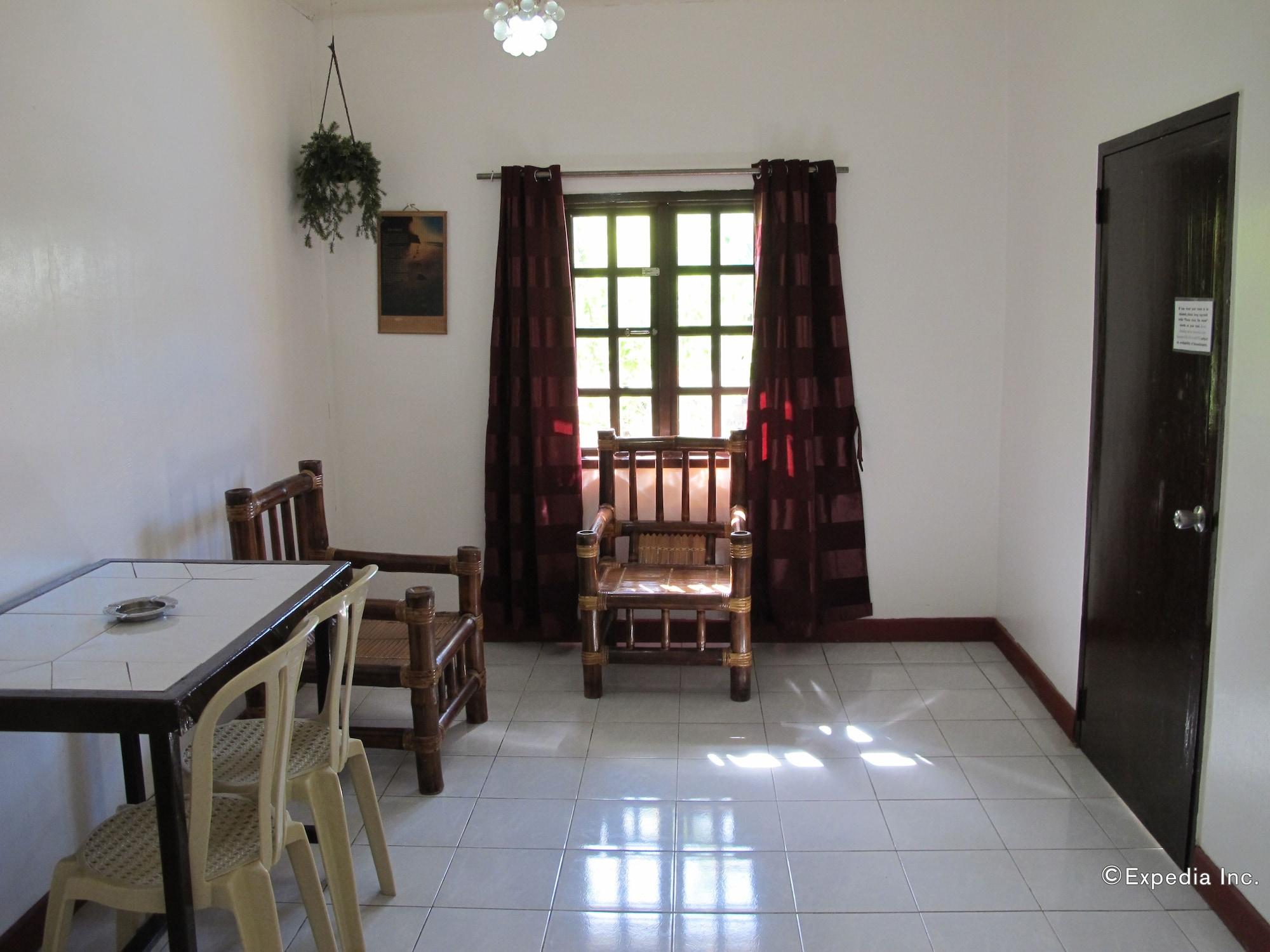 Seashore Beach Resort Puerto Galera Extérieur photo