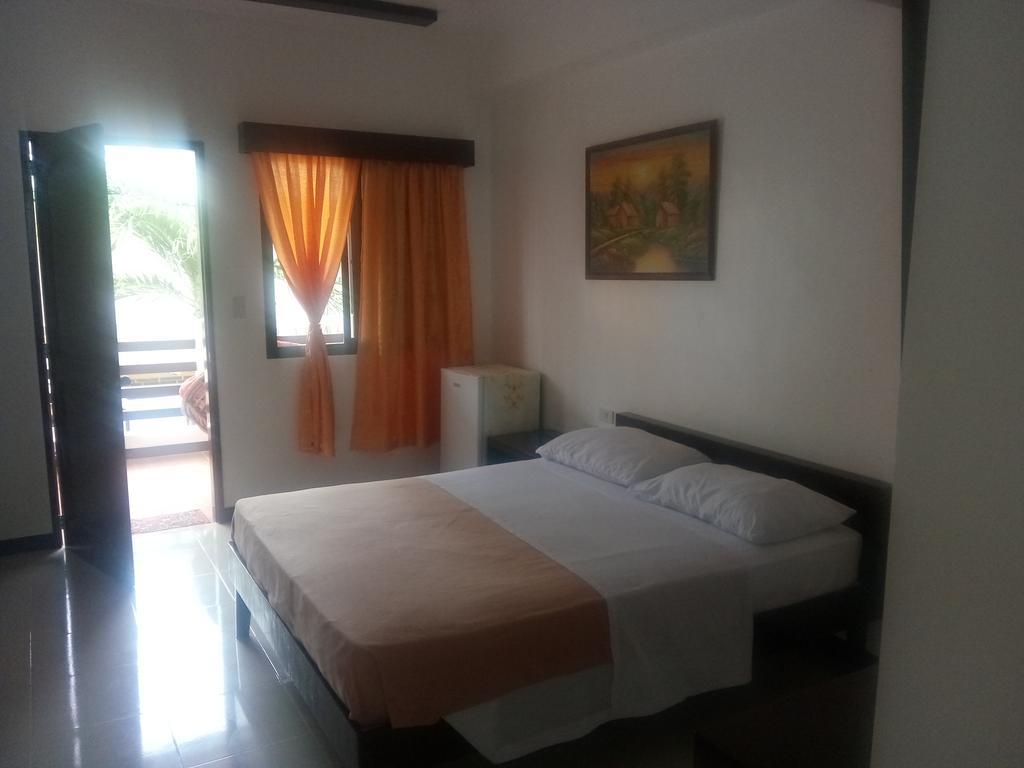 Seashore Beach Resort Puerto Galera Extérieur photo