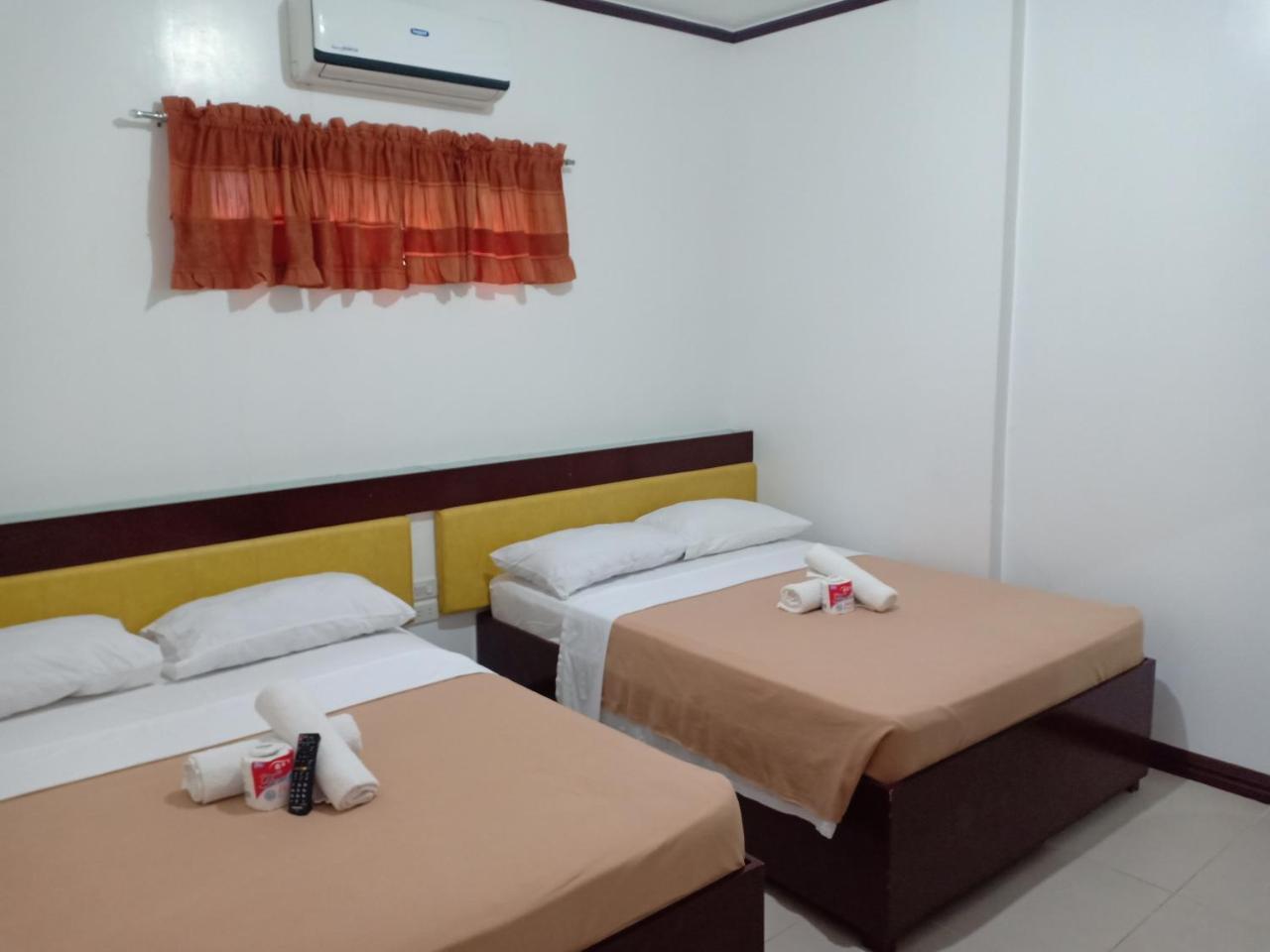 Seashore Beach Resort Puerto Galera Extérieur photo
